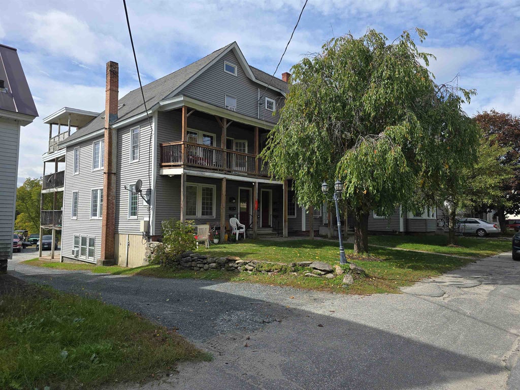 Photo of 165 South Main Street #6, Newport, NH 03773 (MLS # 5112355)
