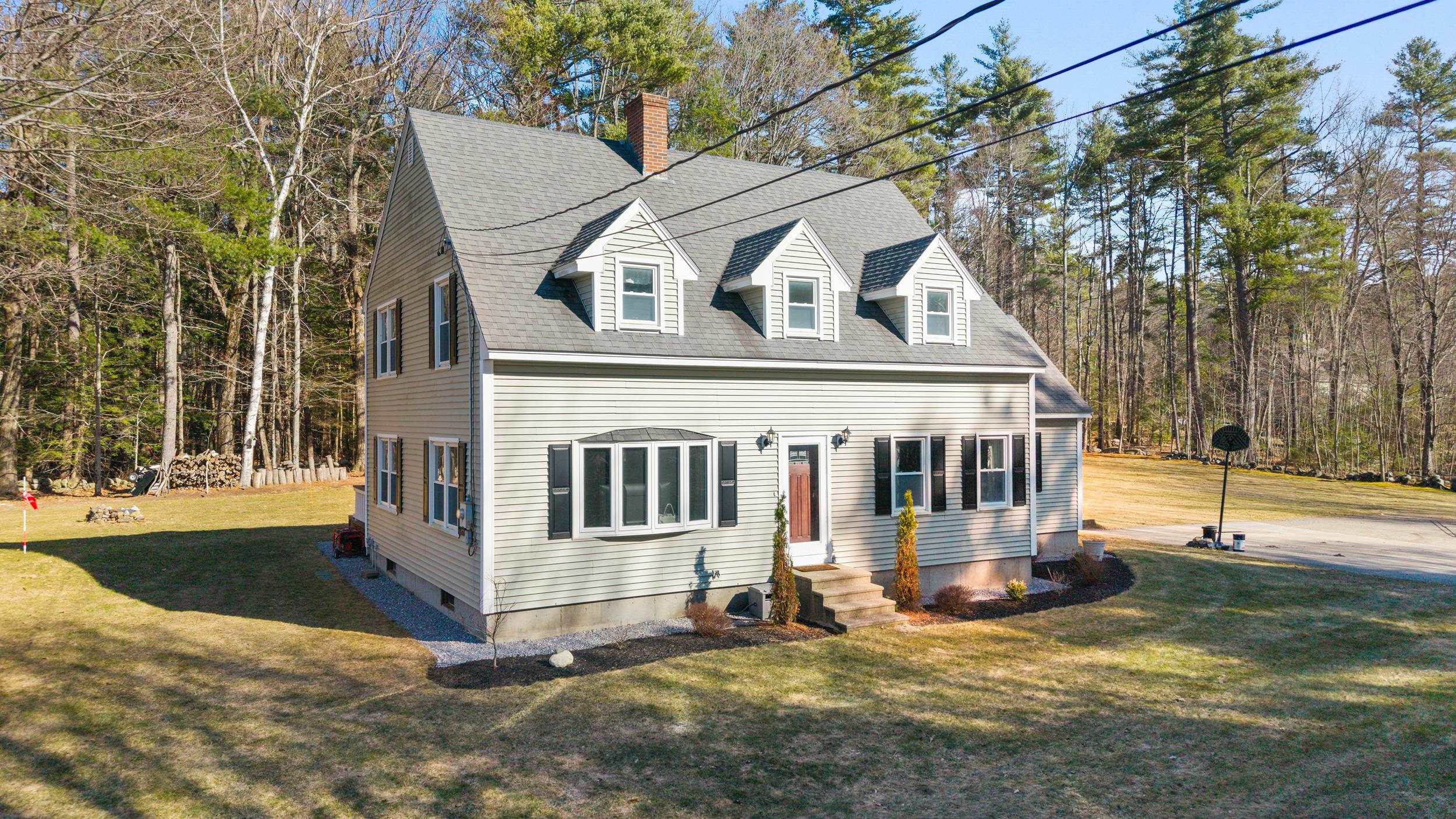 916 River Road