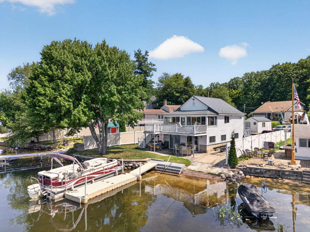 Photo of 24 Woekel Circle, Pelham, NH 03076 (MLS # 5102043)