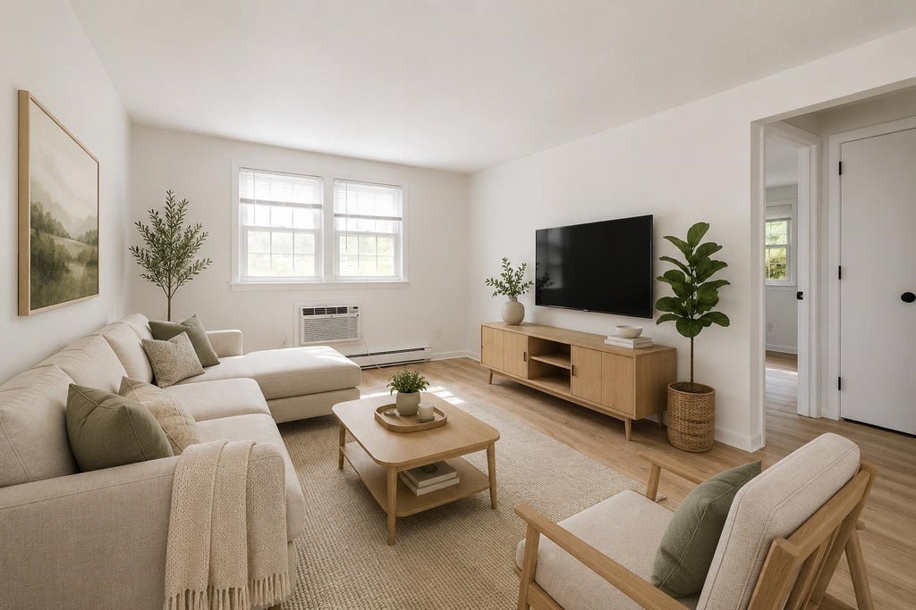 Photo of 103 South Policy Street #10, Salem, NH 03079 (MLS # 5107027)