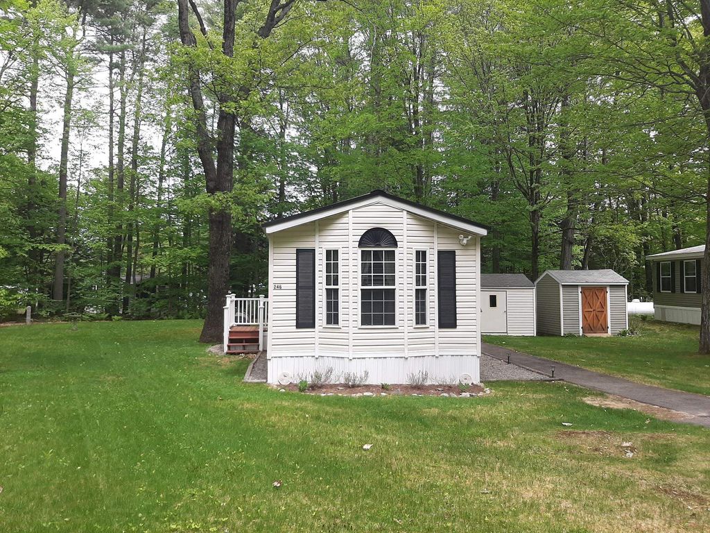 Photo of 246 Mountainvale Drive, Conway, NH 03813 (MLS # 5091768)
