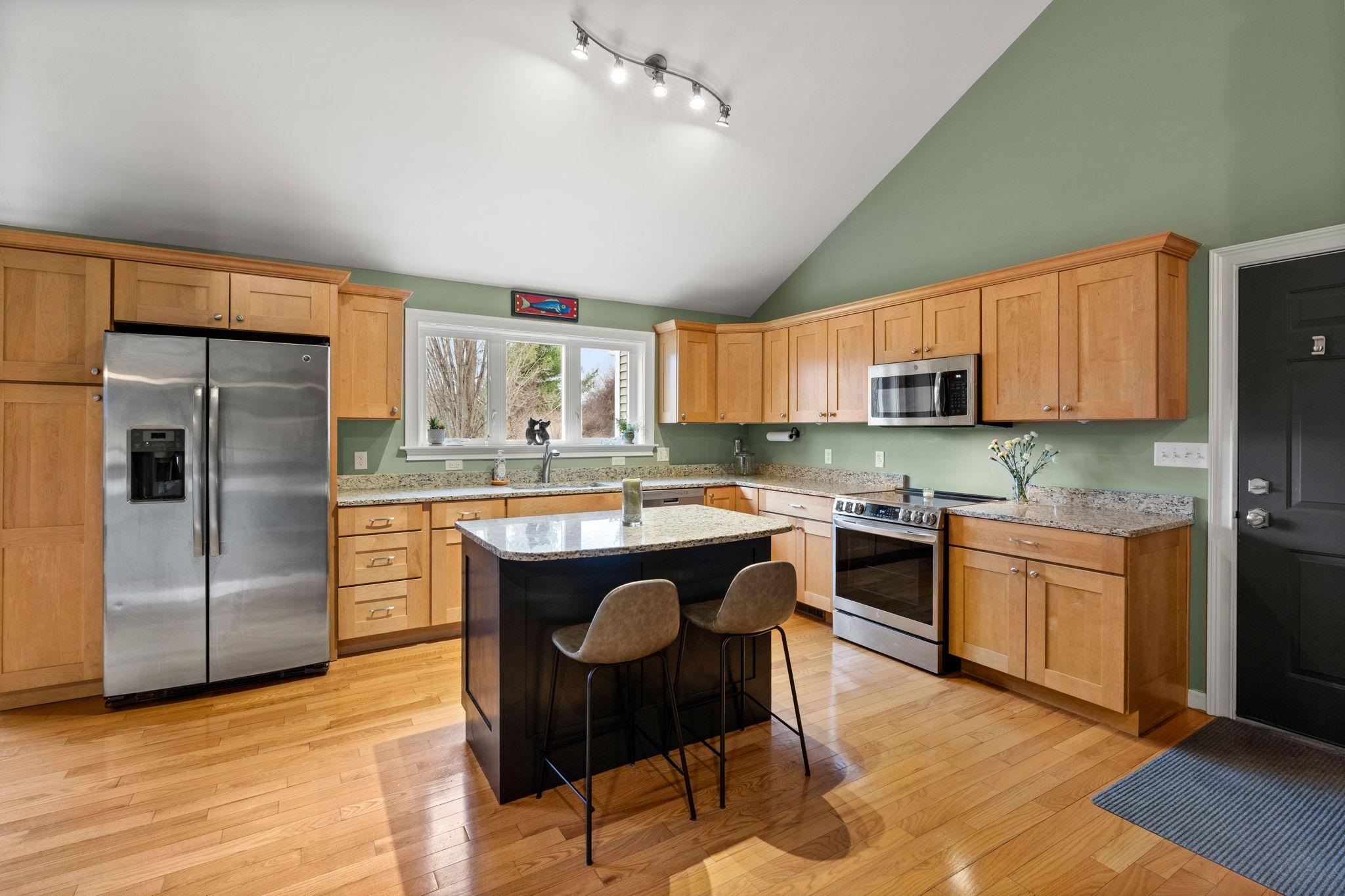 2 Riverwoods Drive