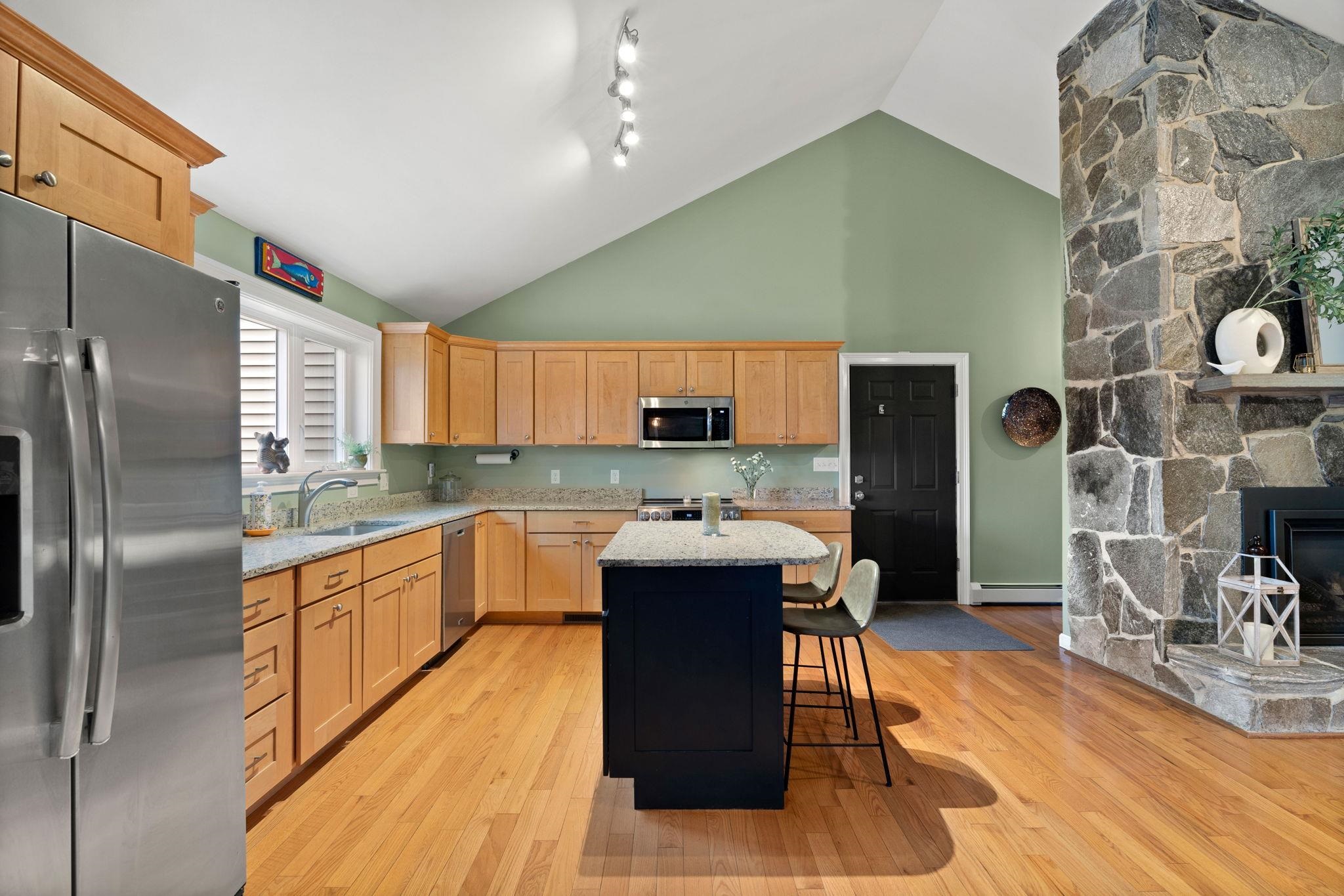 2 Riverwoods Drive