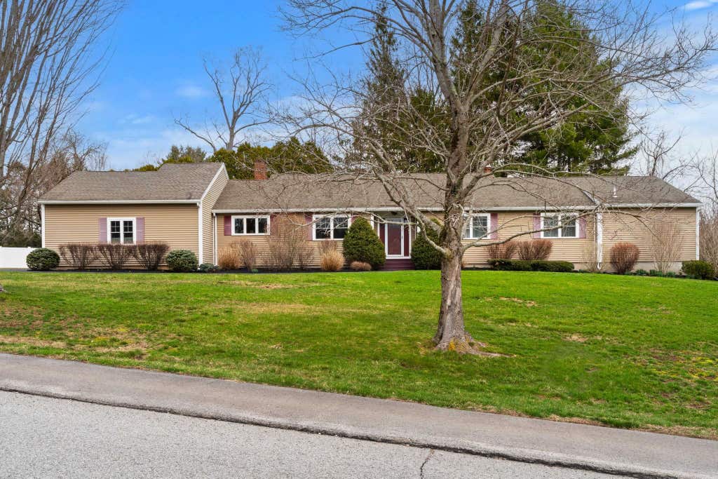 Photo of 2 Riverwoods Drive, Exeter, NH 03833 (MLS # 5082682)