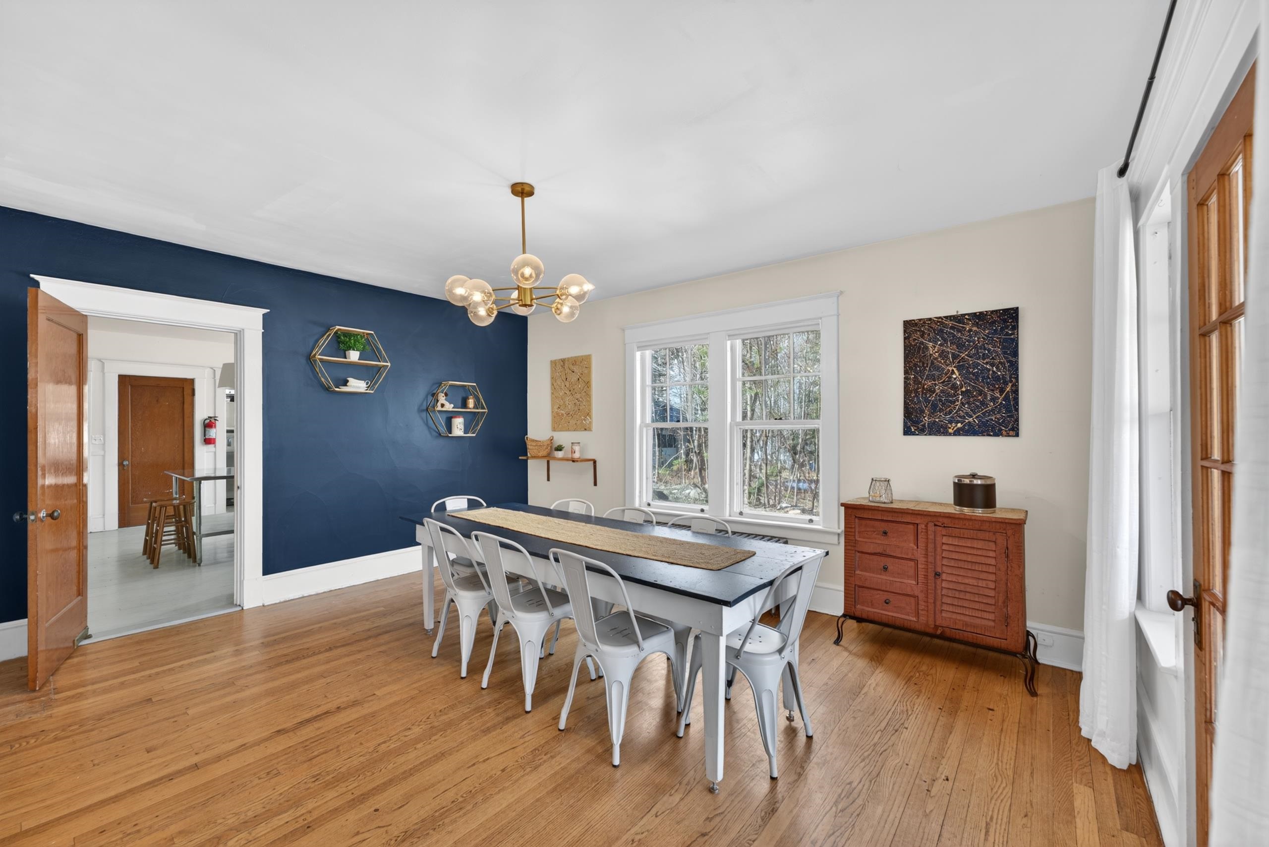 92 Pinewood Avenue