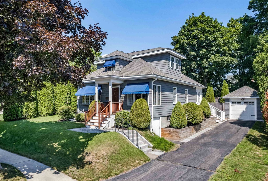 Photo of 45 Willard Avenue, Portsmouth, NH 03801 (MLS # 5106813)