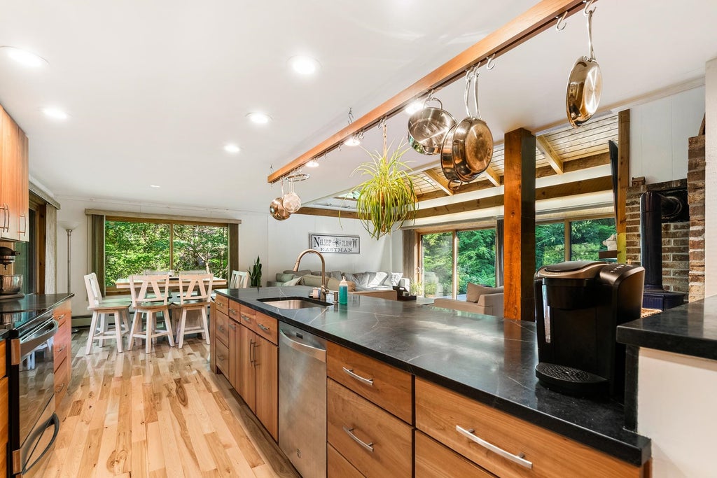 Photo of 5 Alpine Vista, Grantham, NH 03753 (MLS # 5107074)