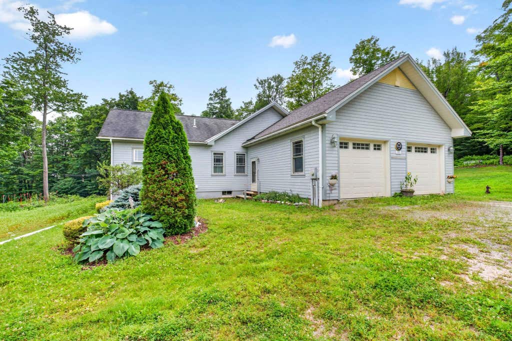 Photo of 141 Tarbox Road, Stoddard, NH 03464 (MLS # 5102396)