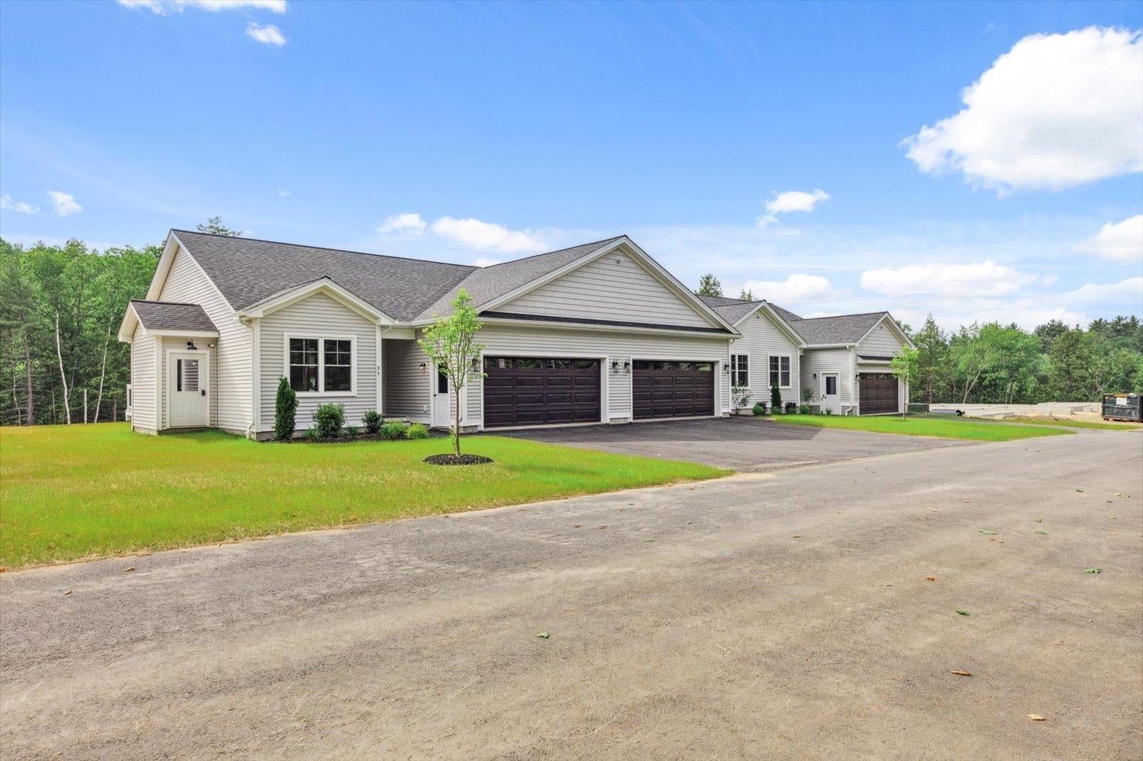 23 Willow Lane