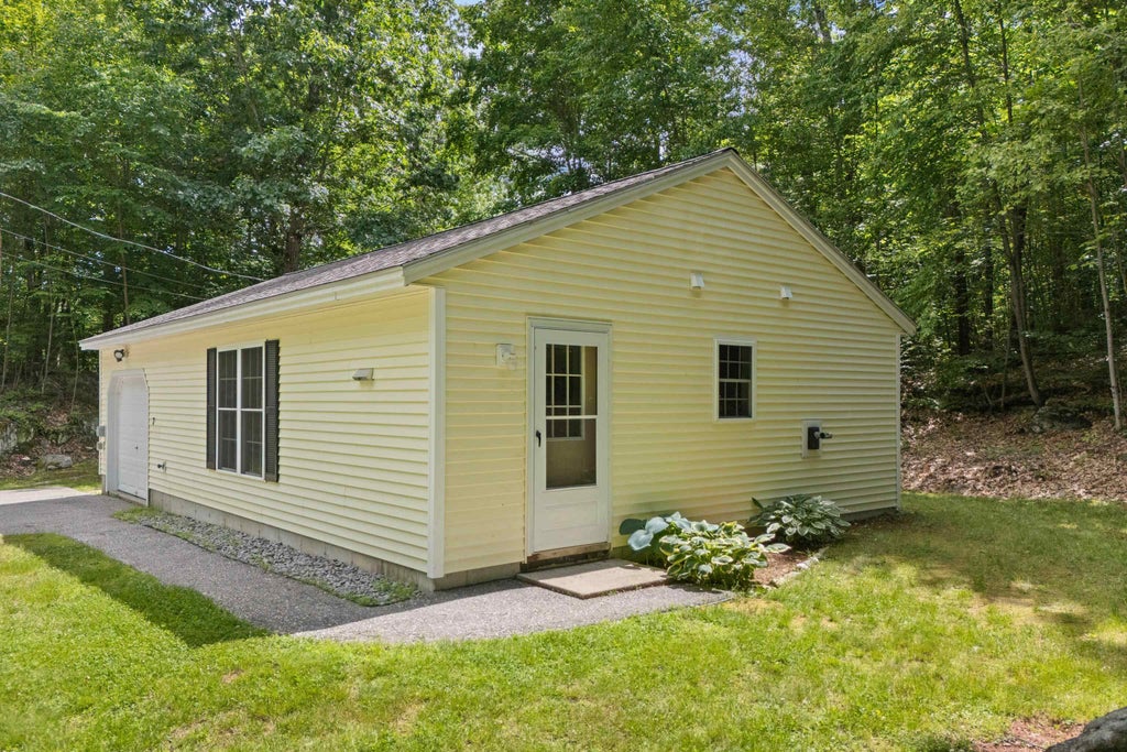 Photo of 7 Lew Alice Drive, Boscawen, NH 03303 (MLS # 5095125)