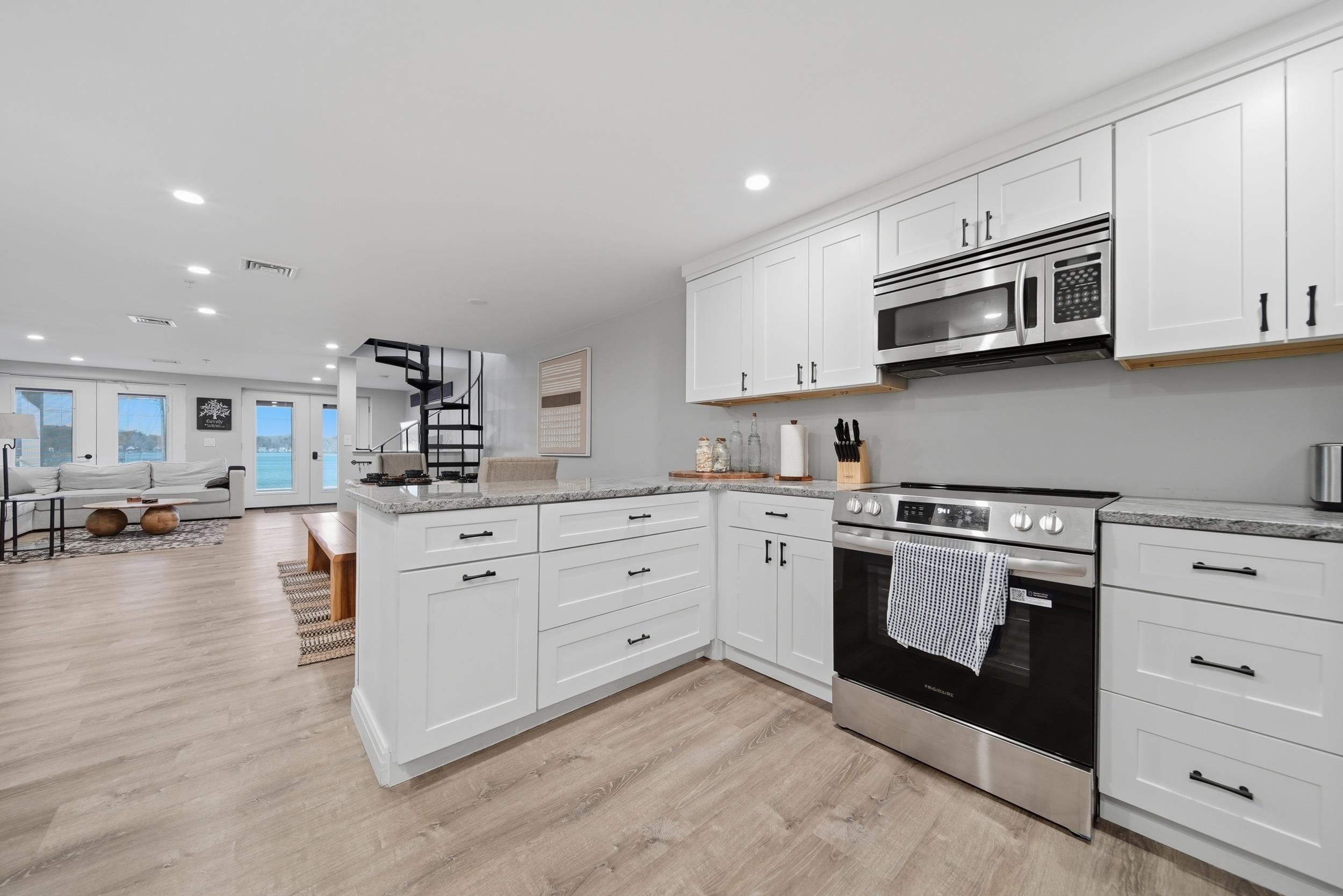 277 Weirs Boulevard 18