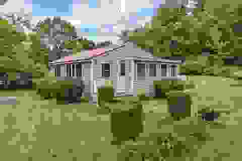Photo of 19 Gile Pond Road, Franklin, NH 03235 (MLS # 5105729)