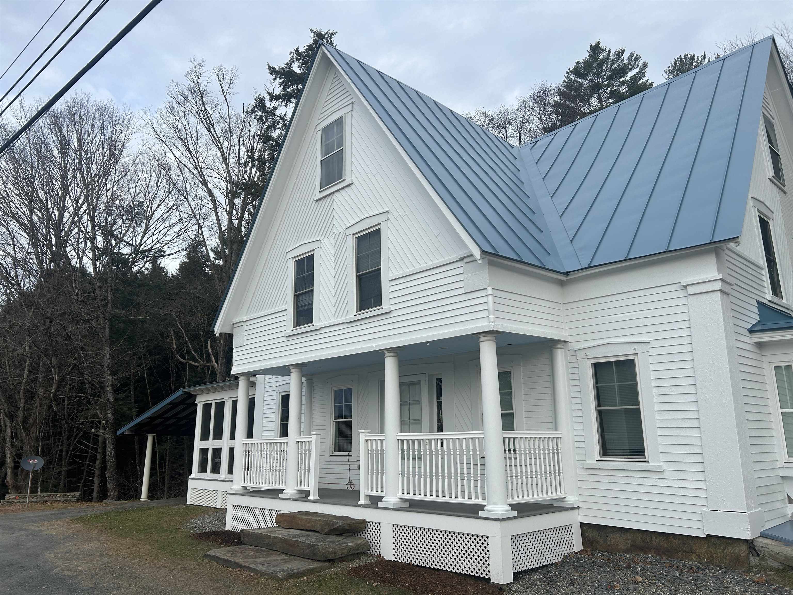 978 Dartmouth College Highway