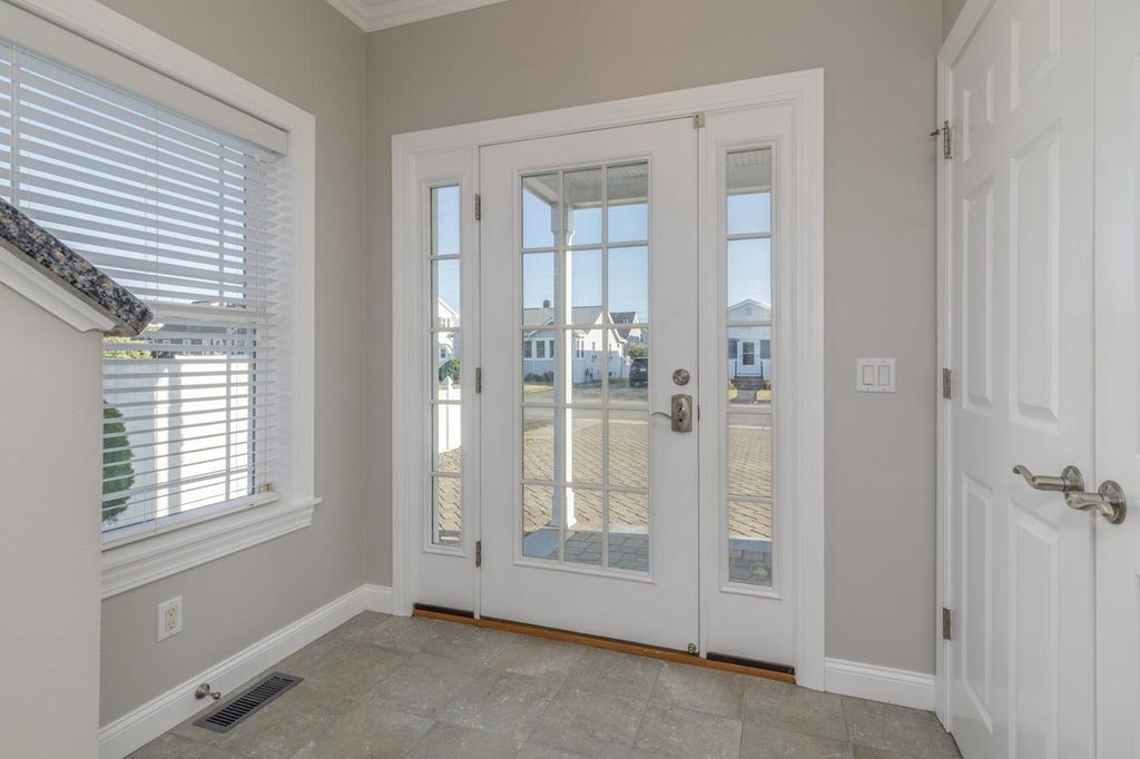 Photo of 562 Nashua Street, Seabrook, NH 03874 (MLS # 5109579)