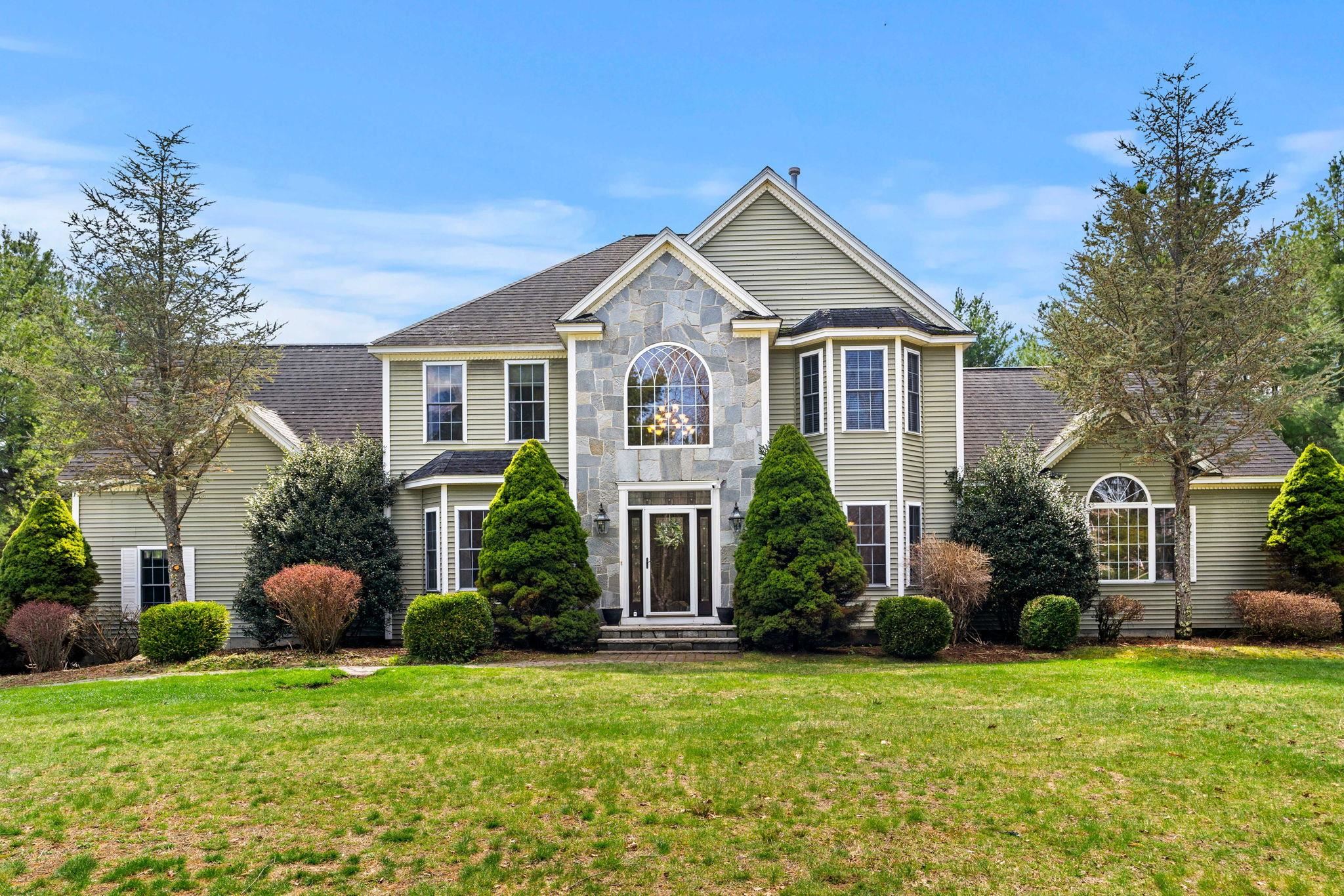 3 Surrey Lane