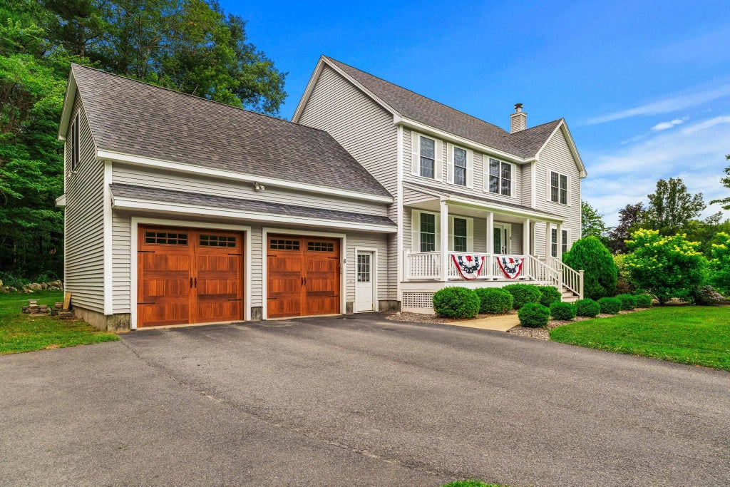 Photo of 8 Leni Road, Windham, NH 03087 (MLS # 5101380)