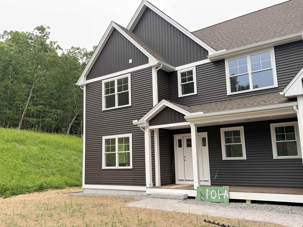 Photo of 101 Seaverns Bridge Road, Merrimack, NH 03054 (MLS # 5096654)