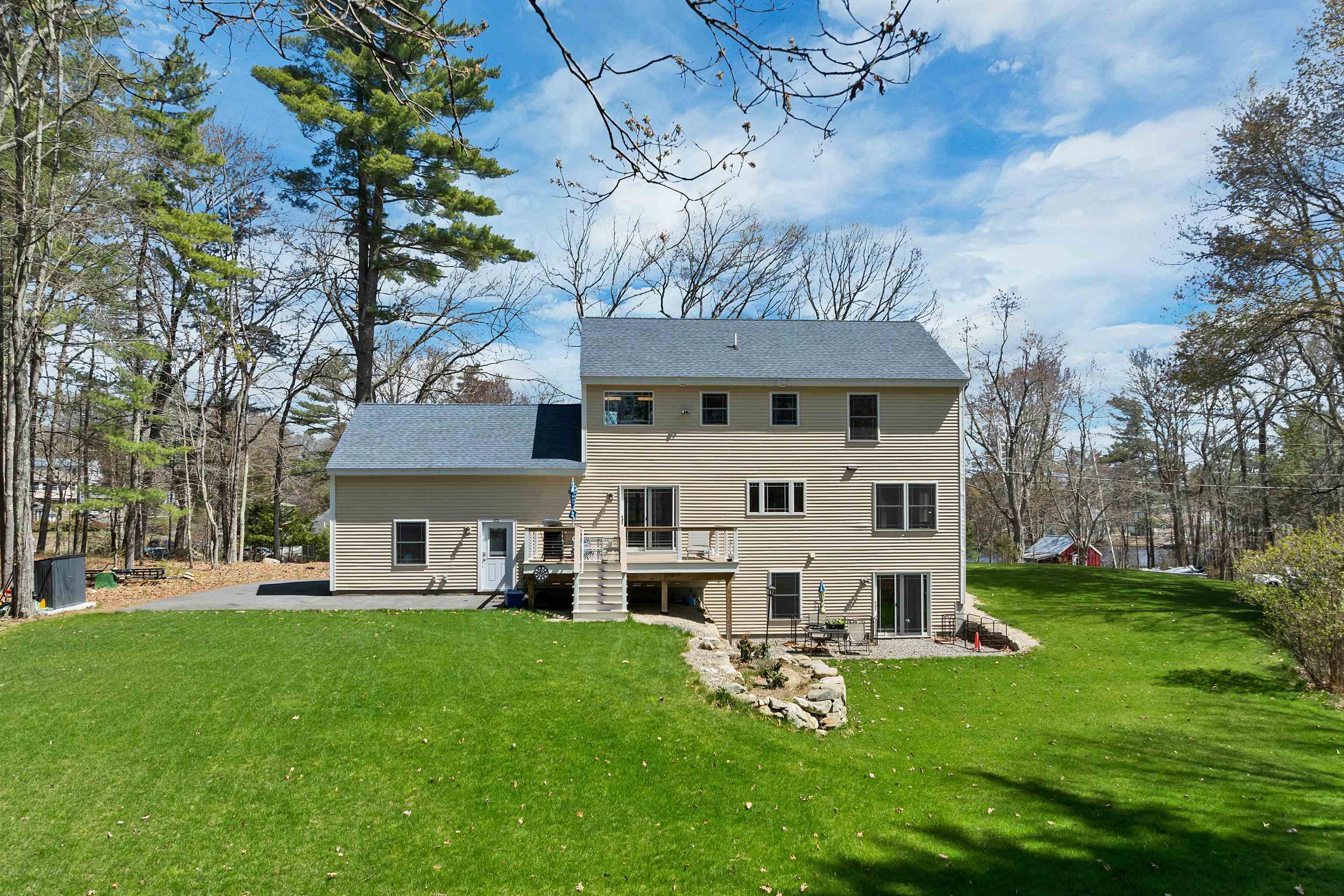 40 Mary Ann Avenue