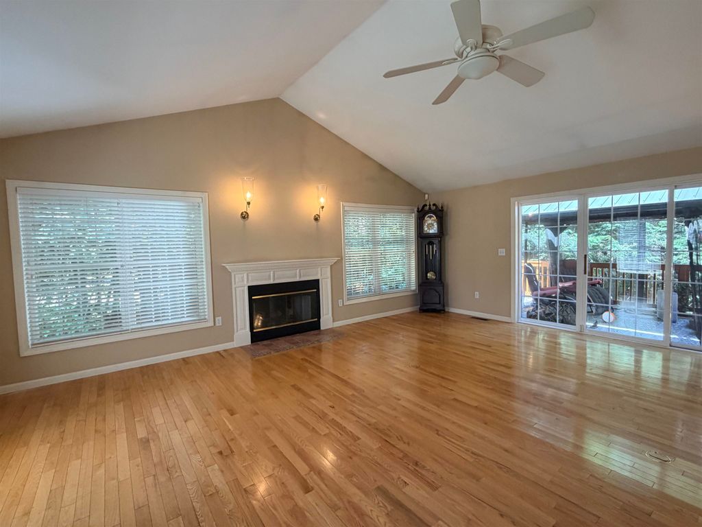 Photo of 35 Cherrywood Drive, Dover, NH 03820 (MLS # 5101864)