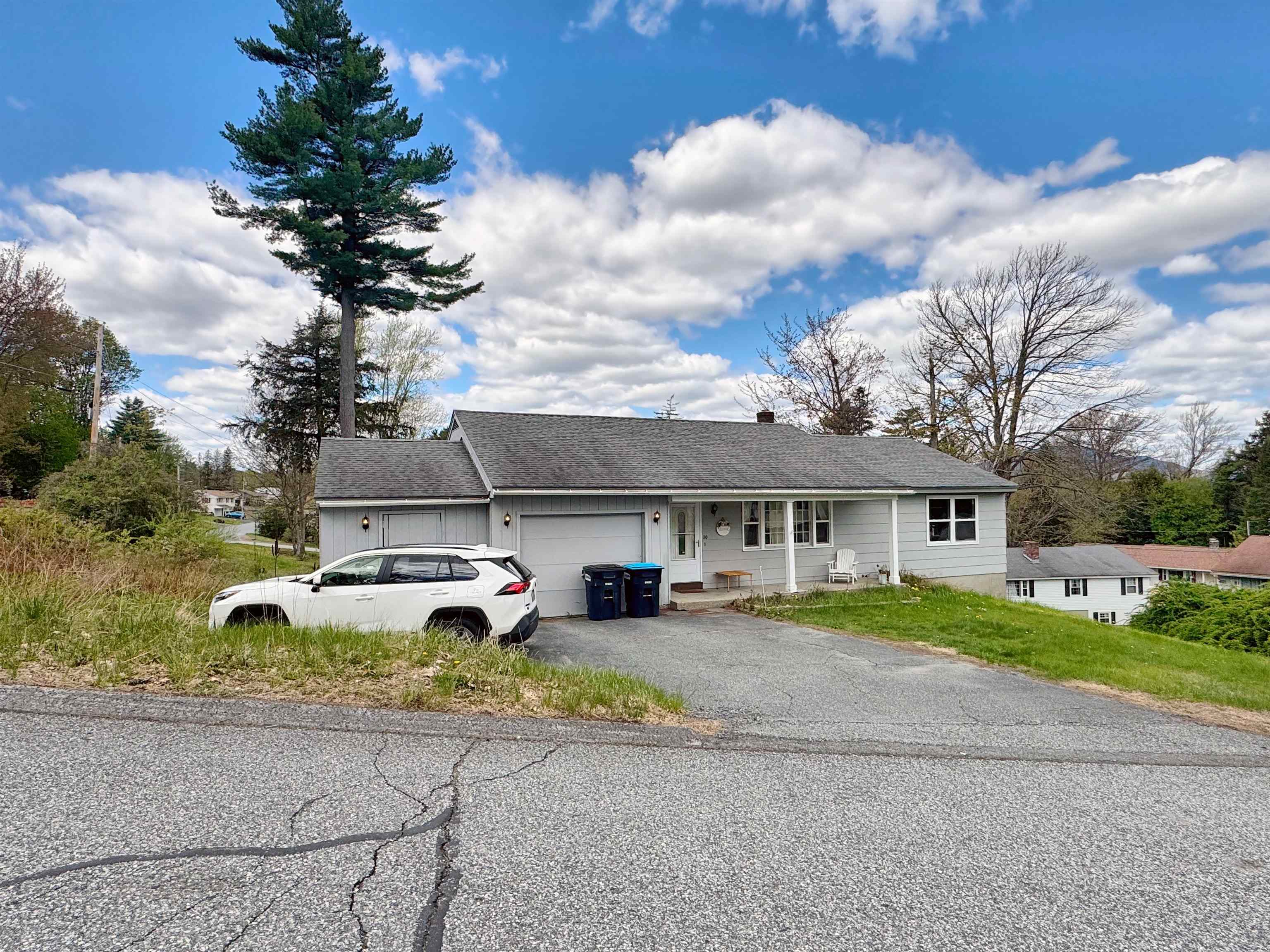 20 Edwin Avenue
