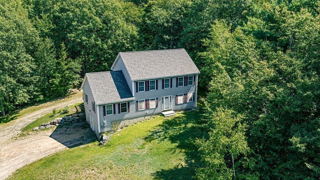 Photo of 17 Frohock Brook Road, Alton, NH 03810 (MLS # 5106671)