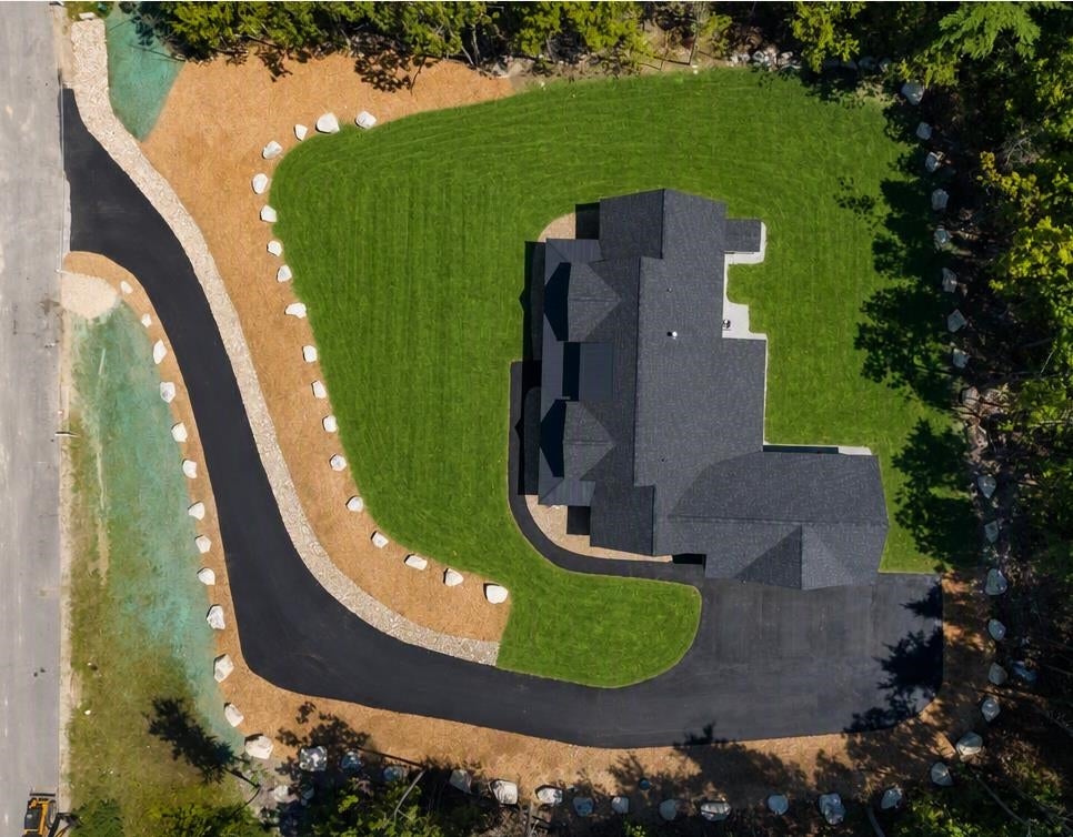 8 Sawmill Lane
