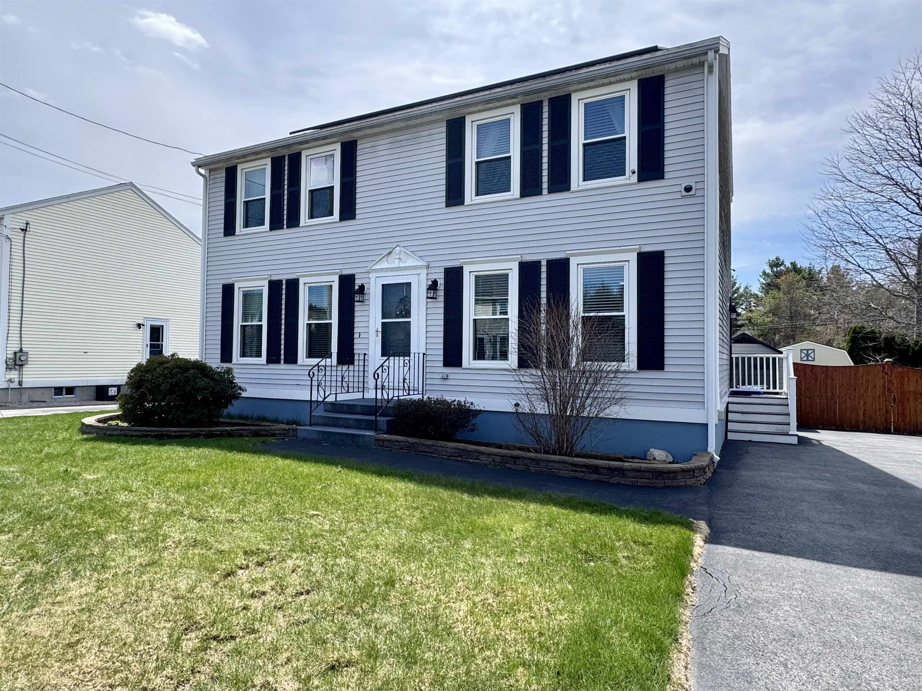31 Aaron Drive