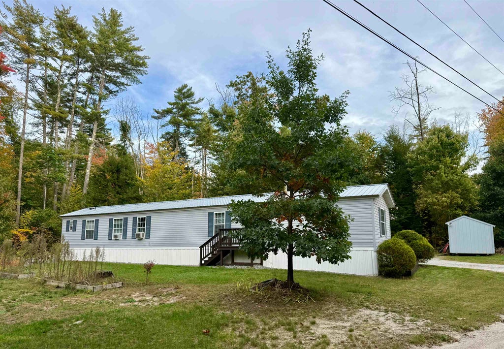 Photo of 41 Pleasant Lane, Warner, NH 03278 (MLS # 5112488)