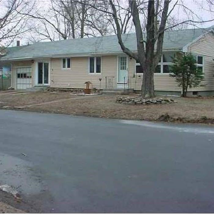 Photo of 5 Kingston Street, Manchester, NH 03102 (MLS # 5108791)