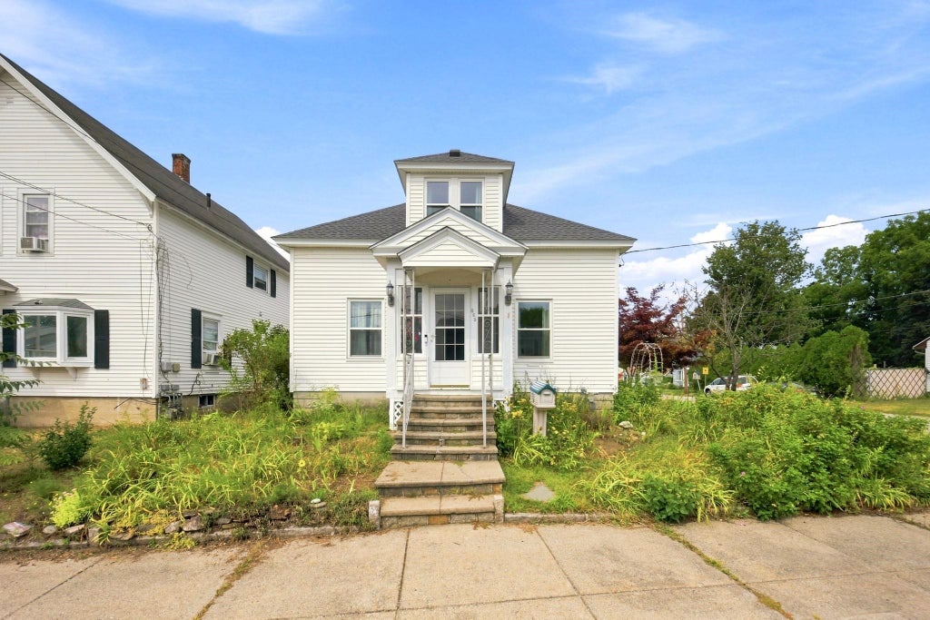 Photo of 663 Amory Street, Manchester, NH 03102 (MLS # 5111009)