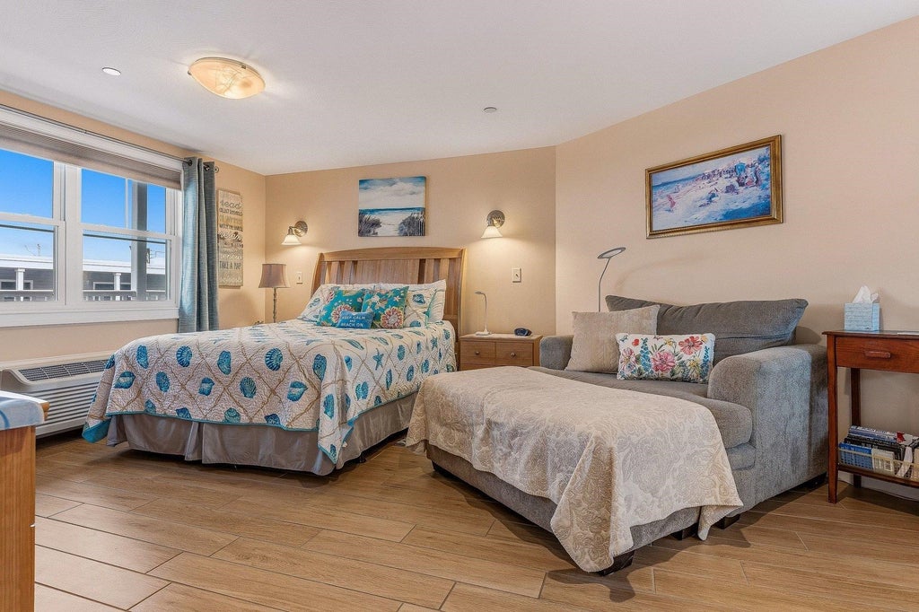 Photo of 18 Ocean Boulevard #18, Hampton, NH 03842 (MLS # 5109851)