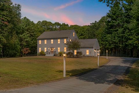 Photo of 10 Partridge Drive, Middleton, NH 03887 (MLS # 5101579)