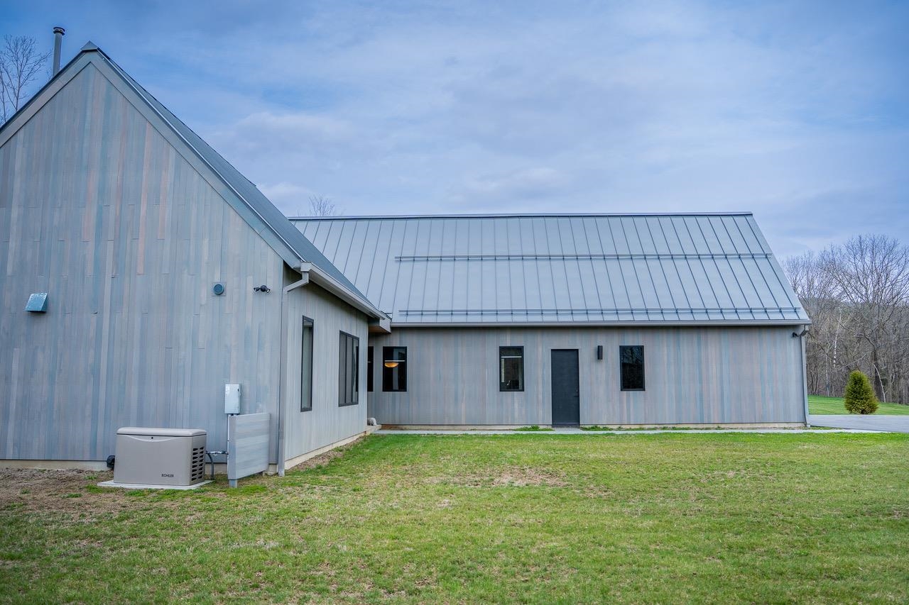 24 Highview Meadows