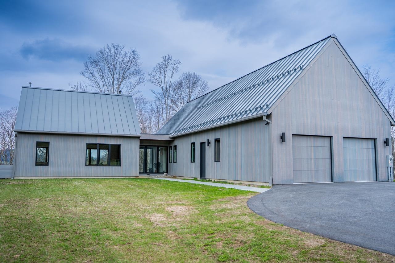 24 Highview Meadows