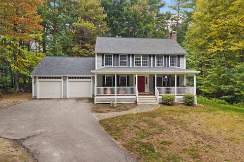 Photo of 10 Ryan Road, Goffstown, NH 03045 (MLS # 5113011)