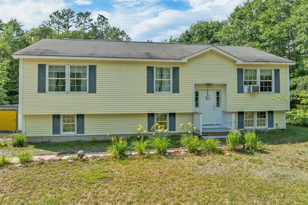 Photo of 76 Rosy Lane, Campton, NH 03223 (MLS # 5109341)