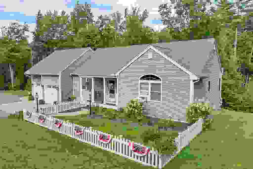 Photo of 84 Mountain Road, Gilmanton, NH 03837 (MLS # 5106498)