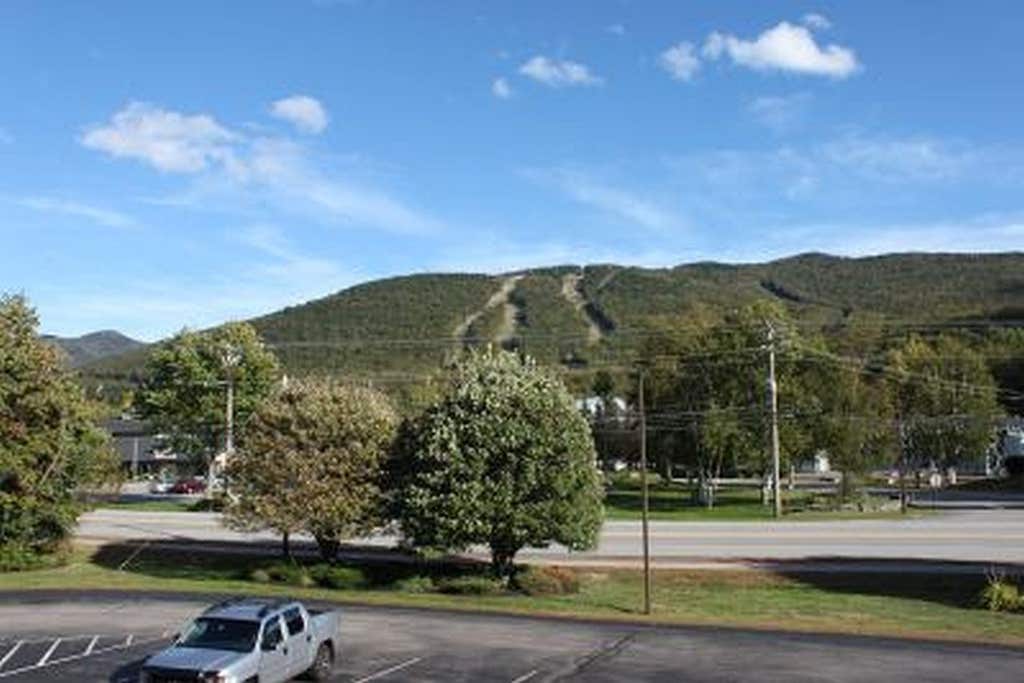 Photo of 227 Main Street #232, Lincoln, NH 03251 (MLS # 5104580)