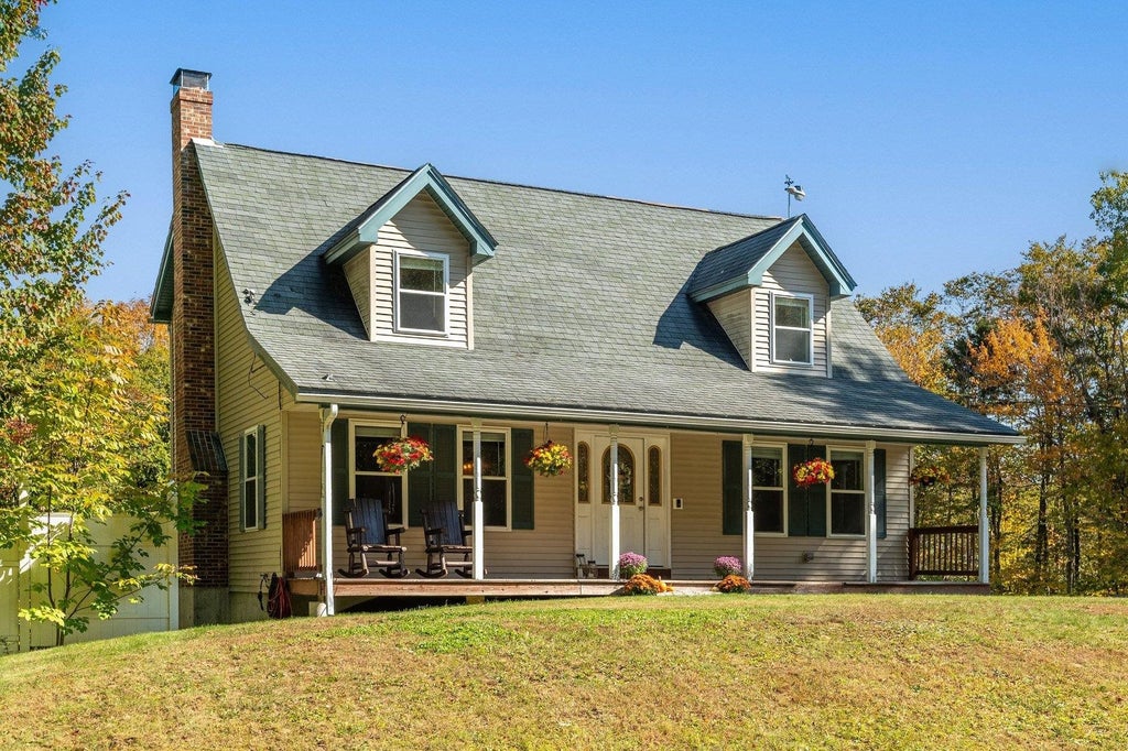 Photo of 113 Lockes Corner Road, Alton, NH 03809 (MLS # 5113540)