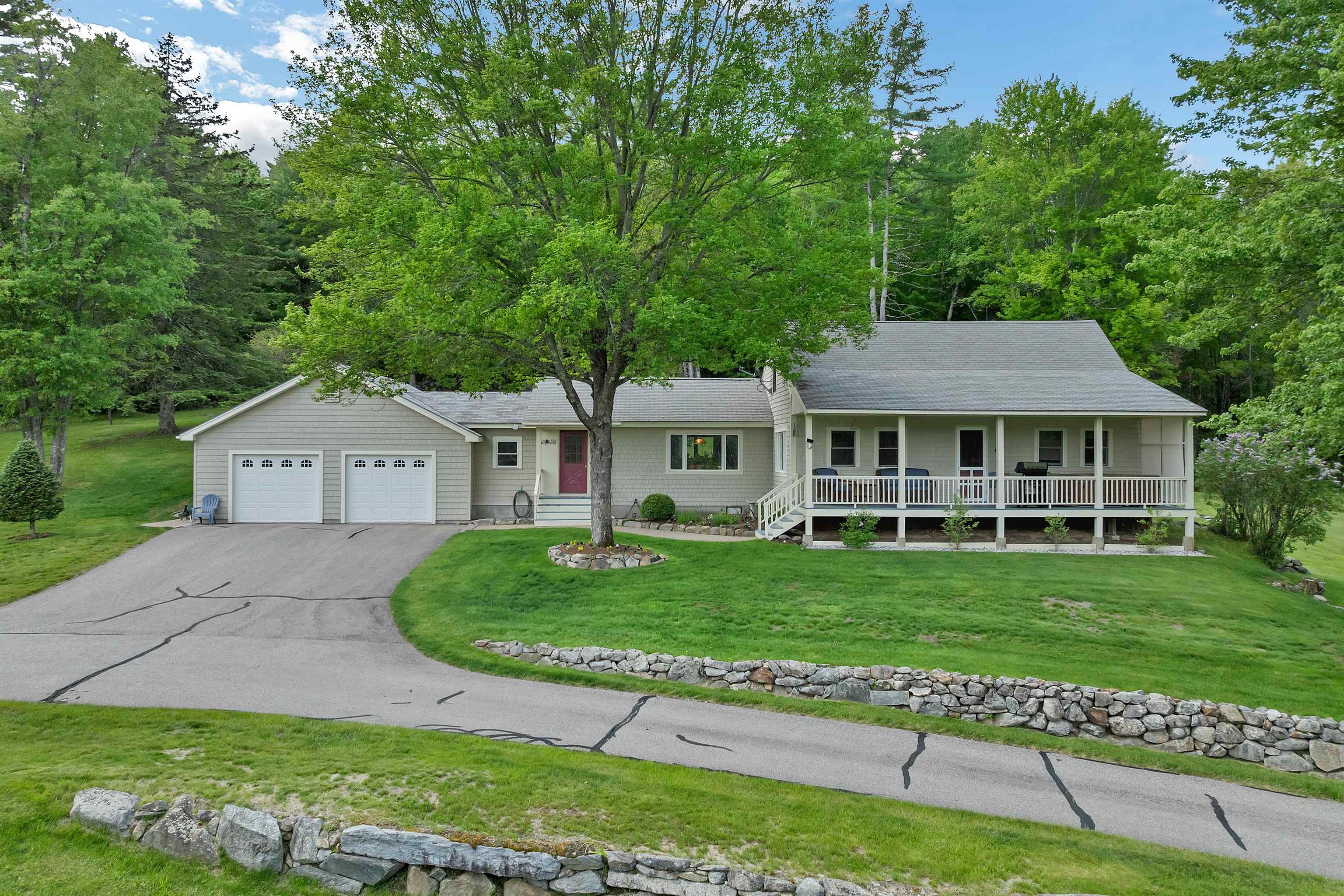 25 Elliot Road