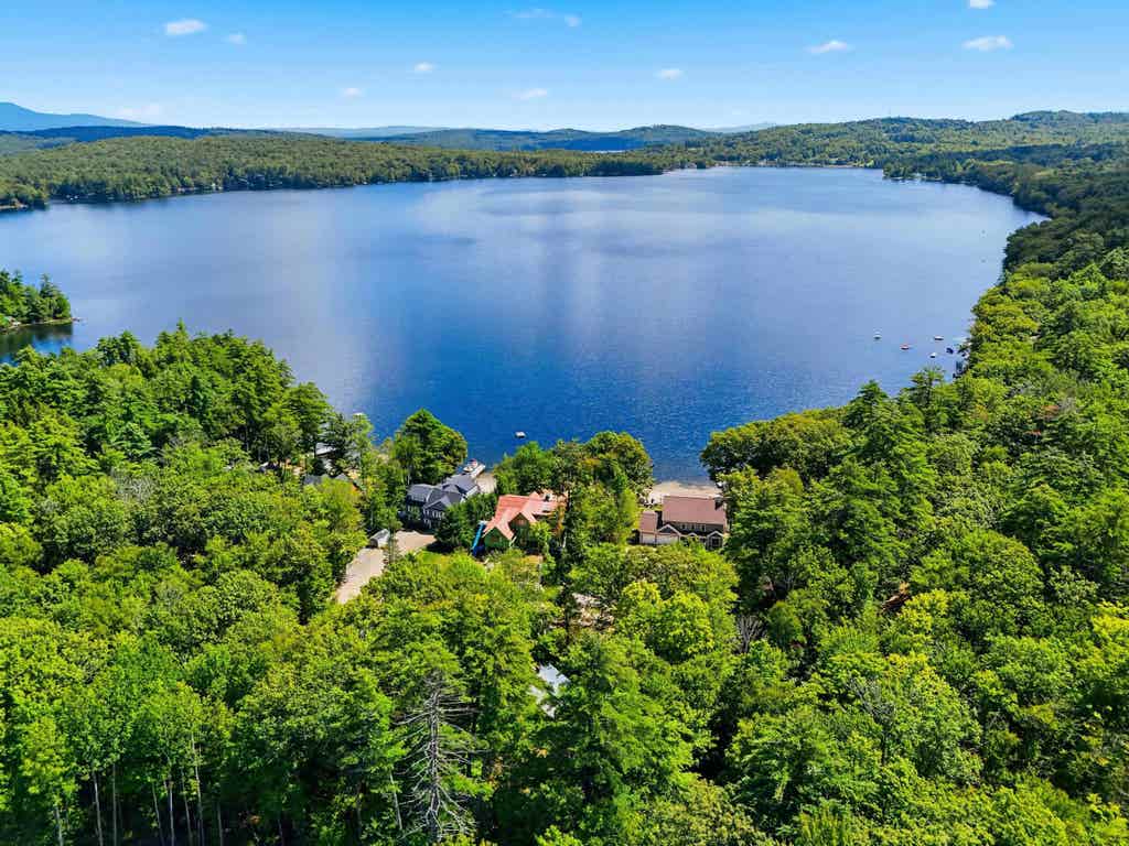 Photo of 169 Winona Shores Road, Meredith, NH 03253 (MLS # 5105723)