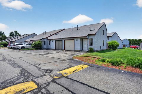 Photo of 256 Stonebridge Drive, Nashua, NH 03063 (MLS # 5099053)