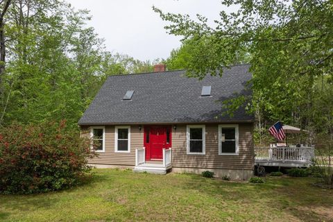 Photo of 217 Reservoir Road, Farmington, NH 03835 (MLS # 5091322)