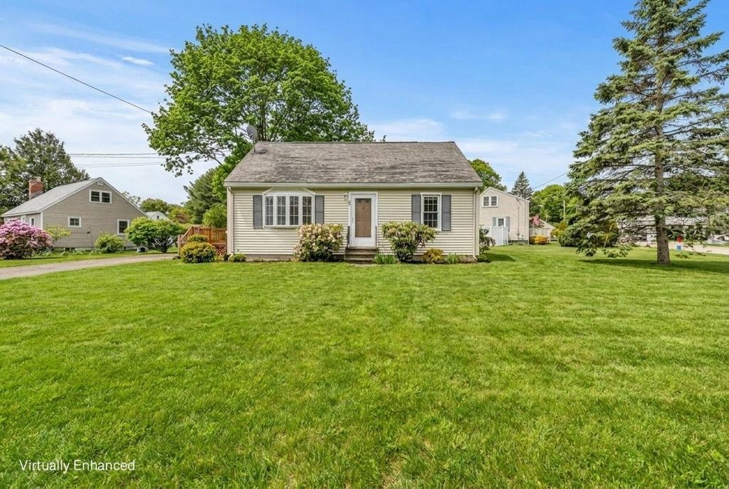 Photo of 16 Naves Road, Hampton, NH 03842 (MLS # 5087494)