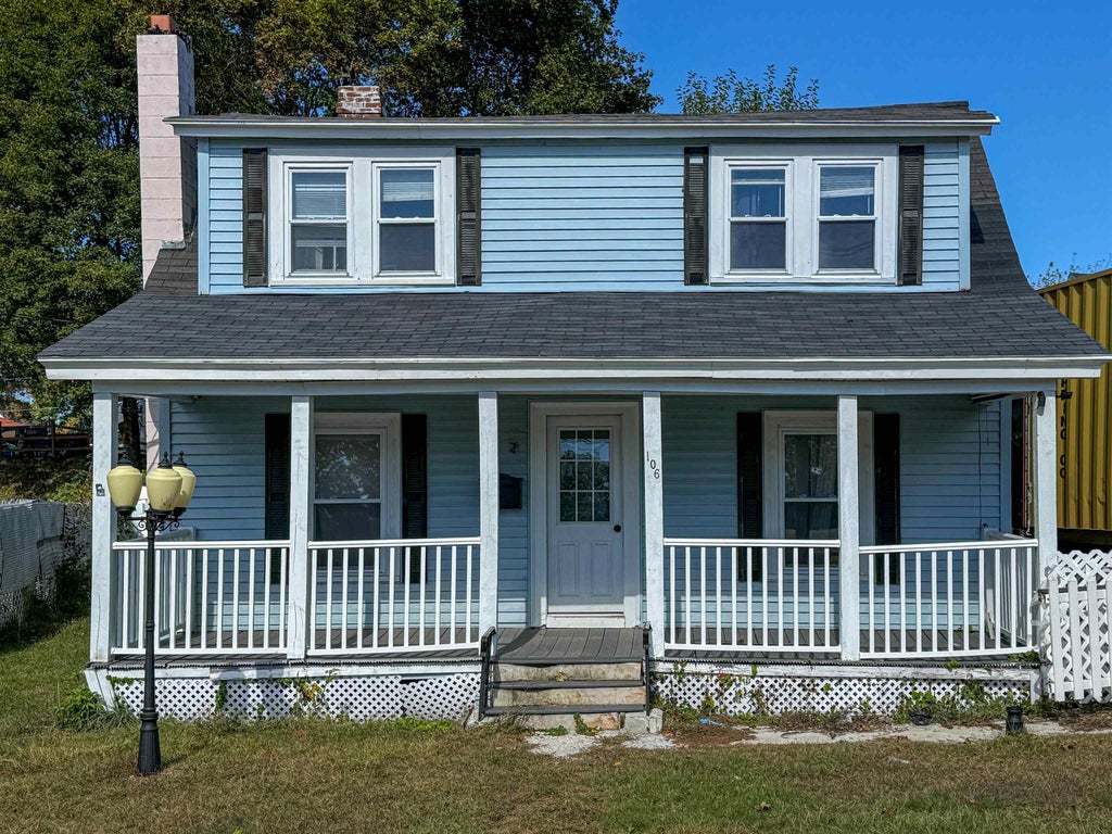 Photo of 106 Burke Street, Nashua, NH 03060 (MLS # 5113784)