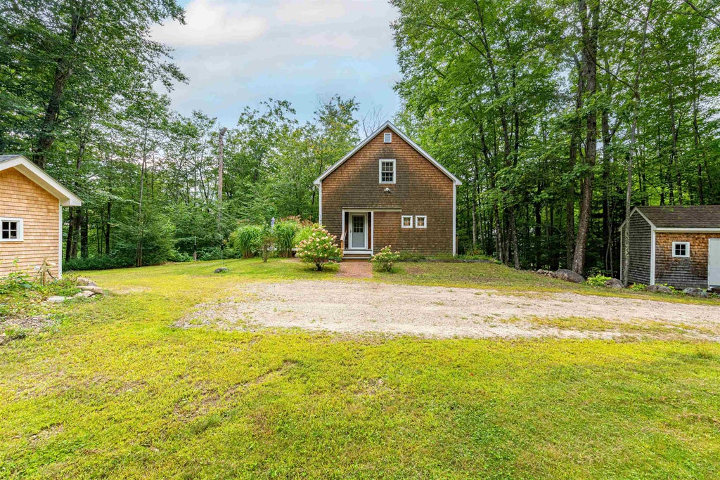 Photo of 184 Mountain View Estates Road, Tamworth, NH 03886 (MLS # 5109572)