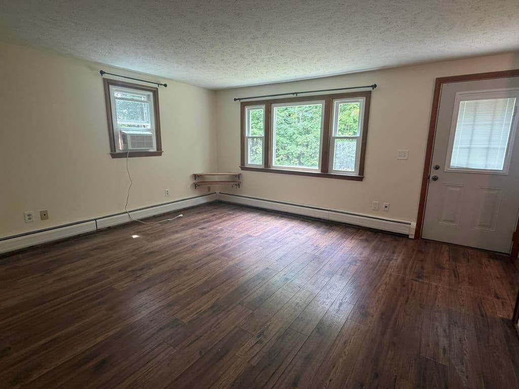 Photo of 26 Twist Hill Road #D, Dunbarton, NH 03046 (MLS # 5099691)