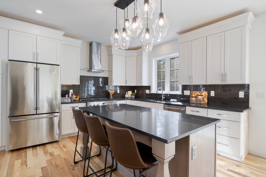 Photo of 19 Shearwater Drive #1903, Portsmouth, NH 03801 (MLS # 5083012)