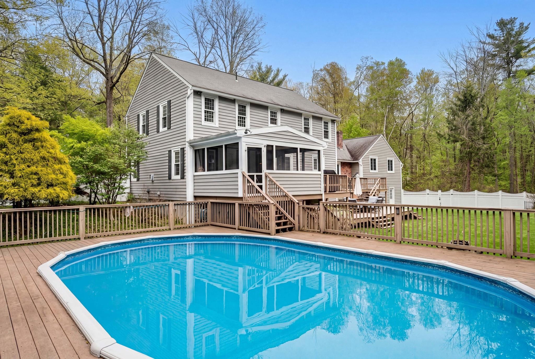 13 Birchwood Circle