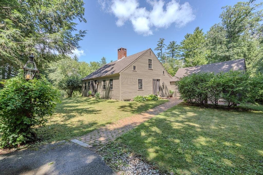 Photo of 129 Webster Mills Road, Chichester, NH 03258 (MLS # 5105569)